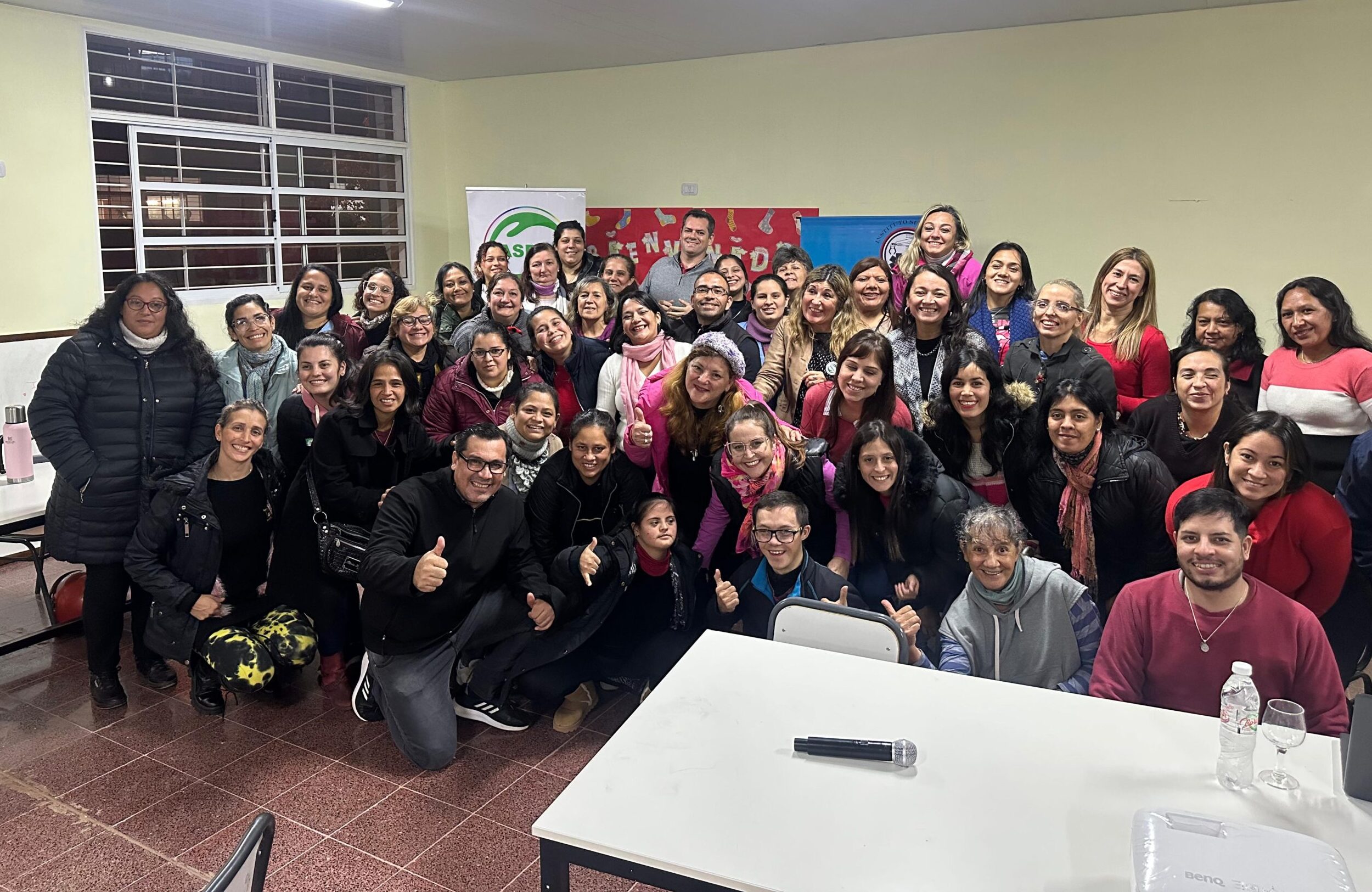 Lee más sobre el artículo Inclusión y Excelencia en el Acompañamiento Terapéutico: Un Encuentro Transformador en el Politécnico
